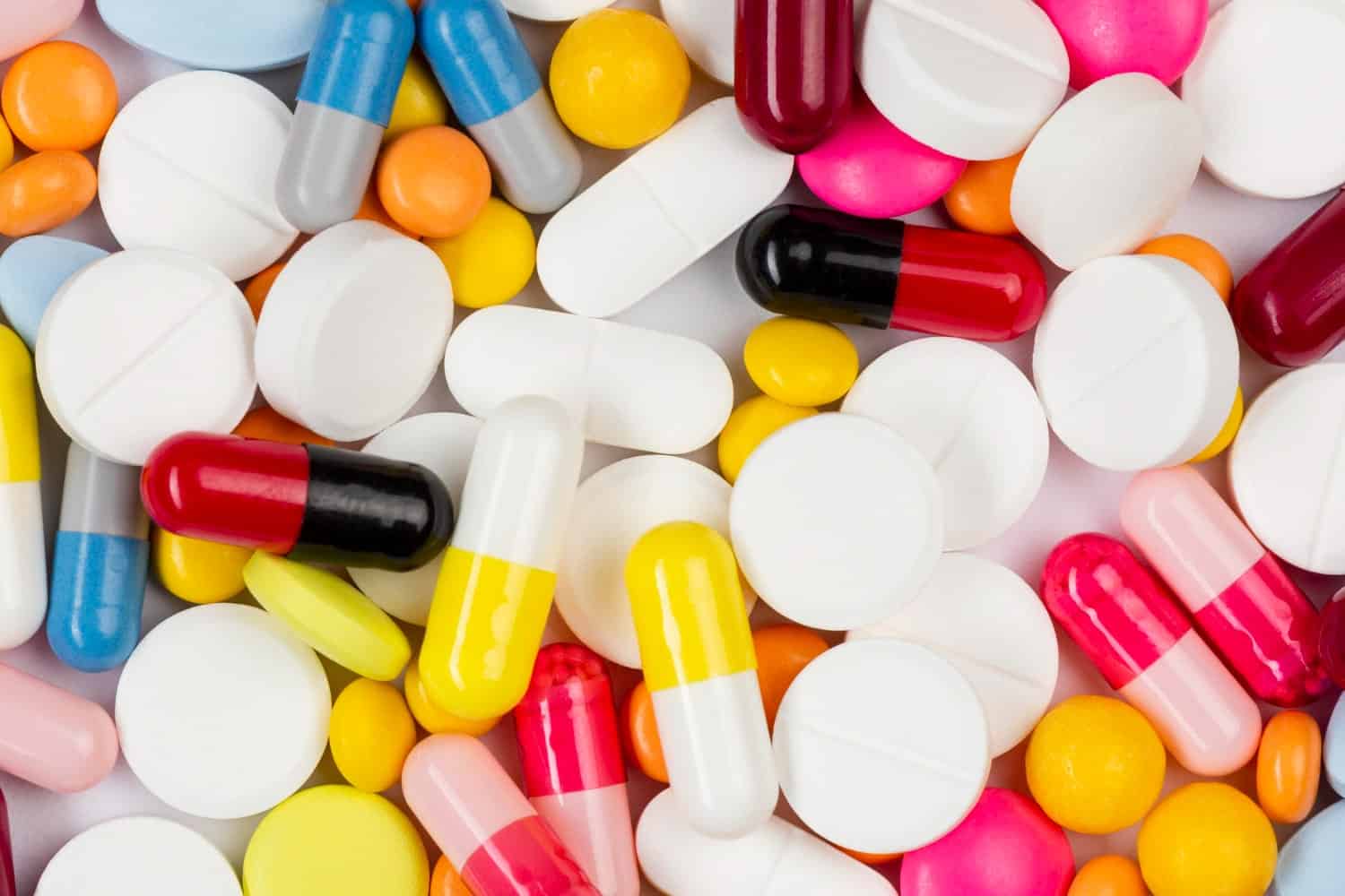 Farmacofobia - Medo irracional de tomar remédios 1 remédio para dor na coluna